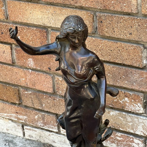 Bronze statue of woman in motion used, classic style, 52 cm