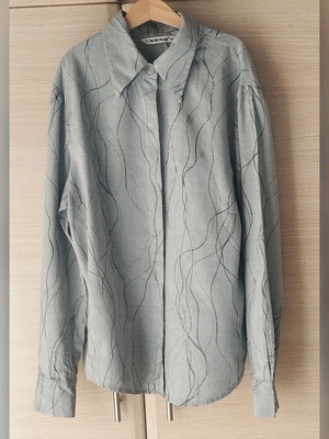 NAMA women's shirt XL like new