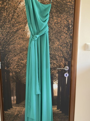 Diamond long dress one shoulder green new with side slit
