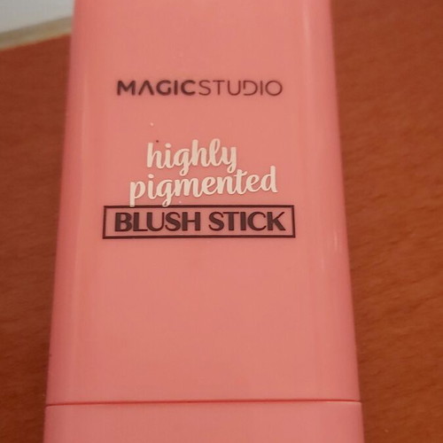 Magic Studio Blush Stick highly pigmented, like new