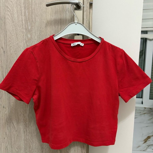 Zara slim fit red blouse like new, S-M with elasticity