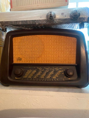 Vintage Braun radio used, classic 1950s design