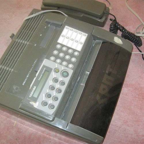 Toshiba fax used, 110 V, requires transformer