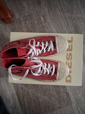 Diesel canvas boots used, red, size 41