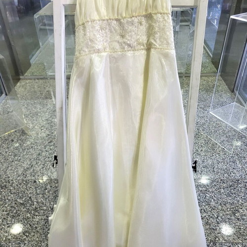 Flower girl dress new with back elasticity