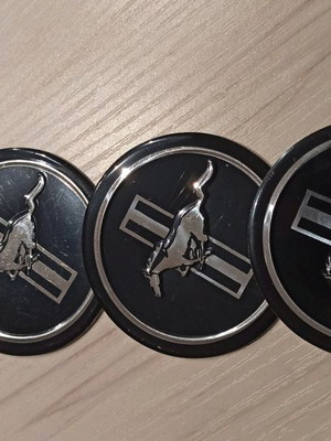 Αυτοκόλλητα Mustang καινούργια για ζάντες και πόρτες