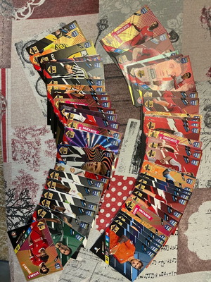 Adrenalyn Trading Cards FIFA 365 2024 σε άριστη κατάσταση, 111 μονές κάρτες