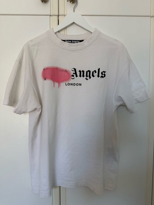 Palm Angels Spray Logo tee size Medium like new, white pink