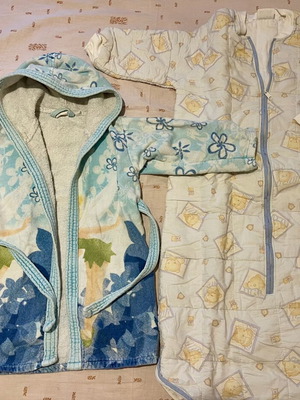 Cotton bathrobe and sleeping bag used, good condition