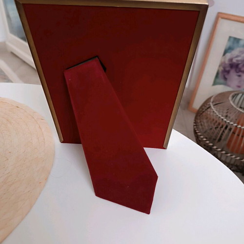 Photo frames used, pack of 2, gold tone
