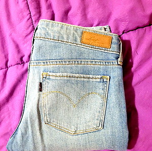 Levi's Slight Curve Skinny