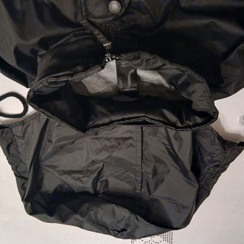 Manowar windbreaker jacket like new, size Large, black, Sol's