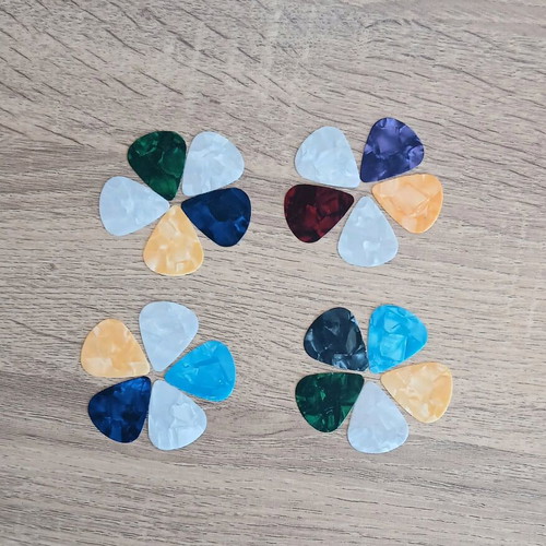 Colorful guitar picks new, pack of 20 pieces