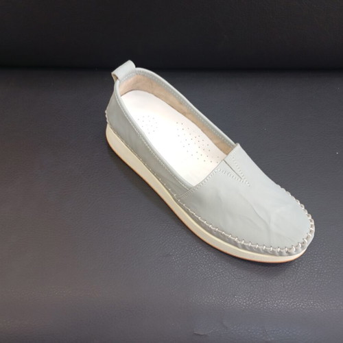 Leather ballerinas new, grey with anatomical insole