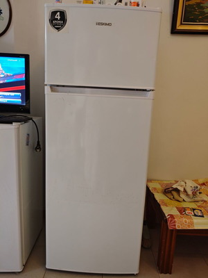 Fridge freezer