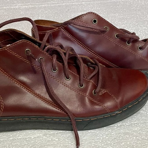 Timberland Adventure 2.0 Chukka boots like new, burgundy leather