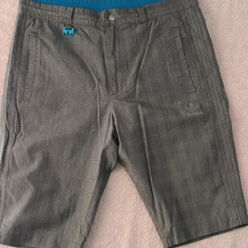 Adidas Originals men's gray checkered bermuda shorts medium like new