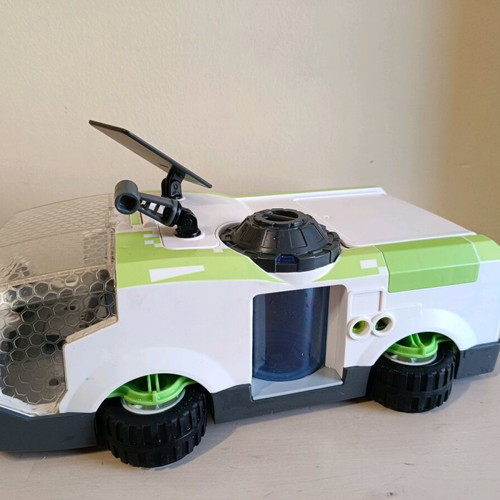 Playmobil vehicle used with missing parts and breaks