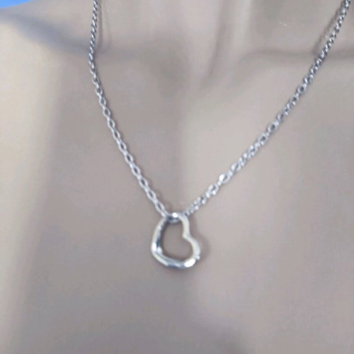 Kilkis heart-shaped necklace new, zinc alloy
