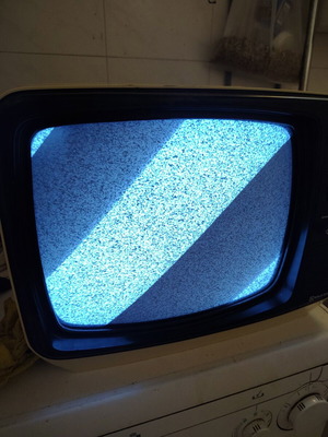 Gold Star vintage 14-inch television used, decorative