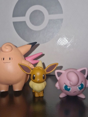 Pokemon figures set of 3 Clefable Eevee Jigglypuff new