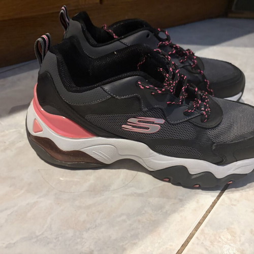 Skechers women's athletic shoes like new, size 40, black and pink