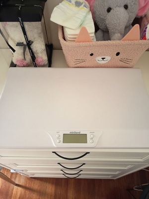 Miniland baby scale like new