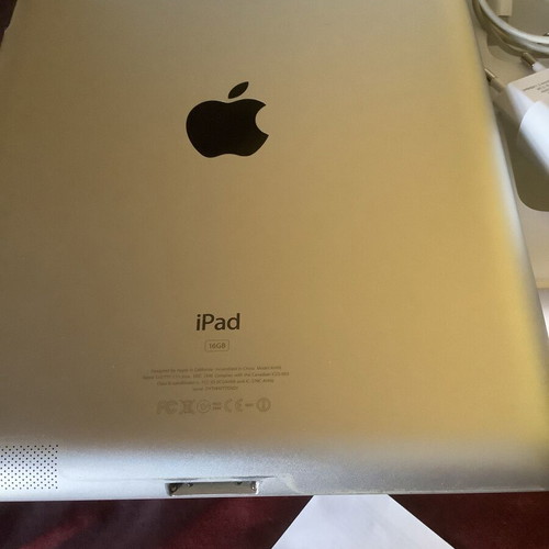 Apple iPad 3 Wi-Fi 16GB used, Retina 9.7-inch display