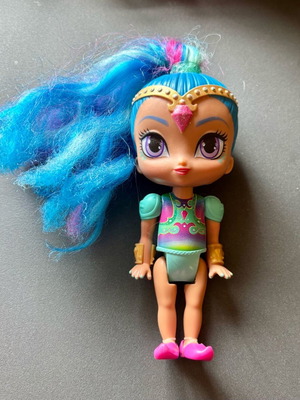 Shine doll used