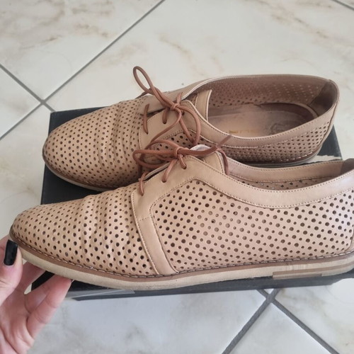 Mourtzi leather women's Oxford shoes used, size 41, beige