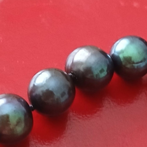 Necklace with natural black pearls 1 mm, gold-plated clasp, new