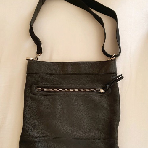 Massimo Dutti men's leather bag used, black