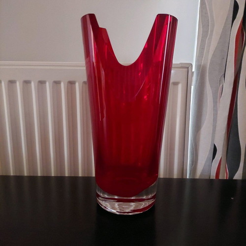 Espiel hand made vase red like new