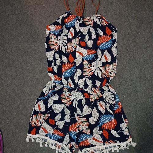 Summer romper playsuit like new with tropical print and tassels
