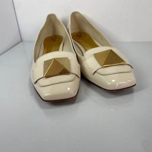 Valentino Garavani One Stud leather ballerinas size 41.5 like new, beige