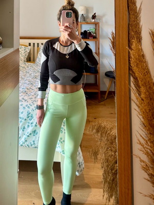Adidas Aeroready leggings XS green like new
