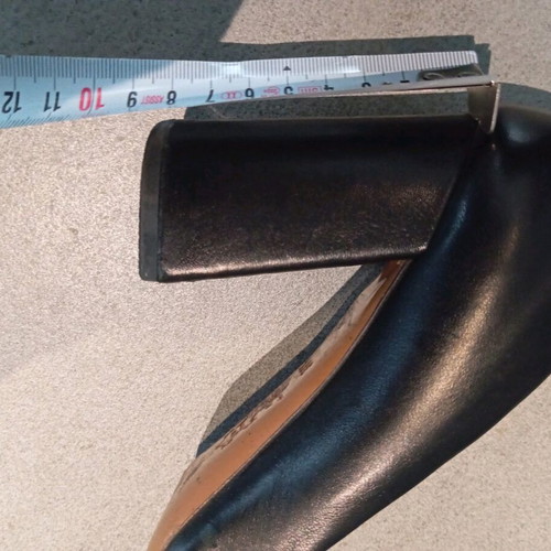 Fratelli Karida pumps size 38.5 like new, black leather