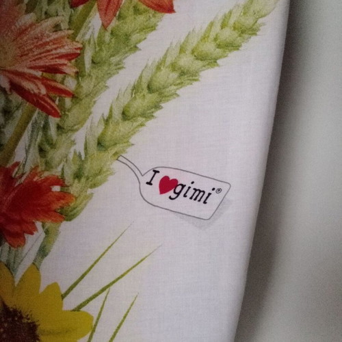 Gimi ironing board like new, white with floral ironing cover