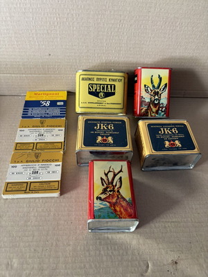 Empty gunpowder boxes, set of 8