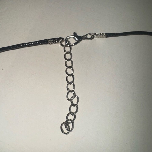 Shingeki no Kyojin necklace new, silver