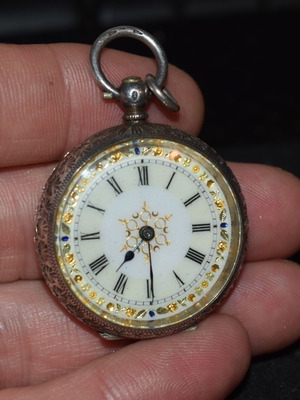 Silver Swiss pocket watch 1900-1909 used, women's