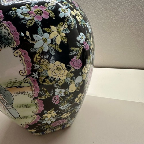 Chinese antique vase like new, size 30 cm height