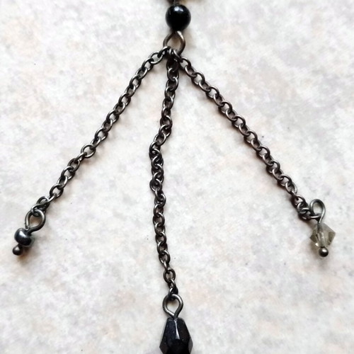 Women's chain necklace with black stones and zircon
