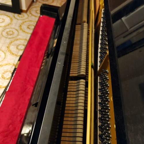 Yamaha piano black slightly used