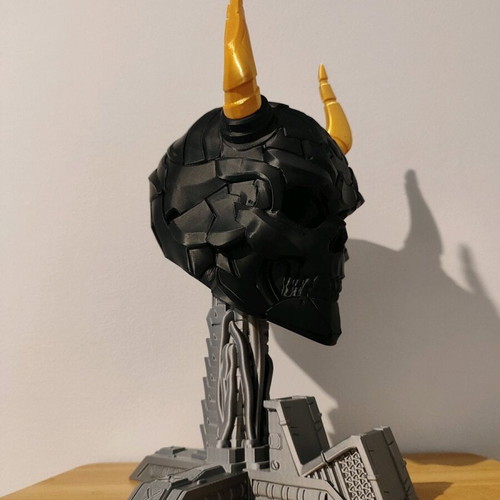 SciFi Skull headset and controller stand for PS4/PS5/XBOX new