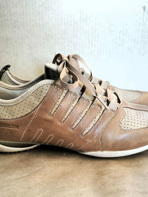 Geox Respira Women's Leather Sneakers No.40 like new, beige