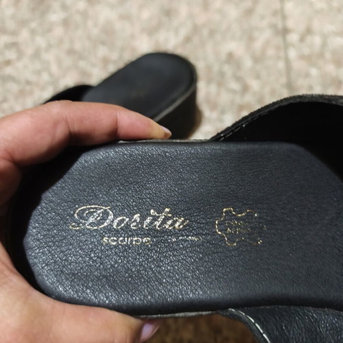 Black leather platform sandals, size 39