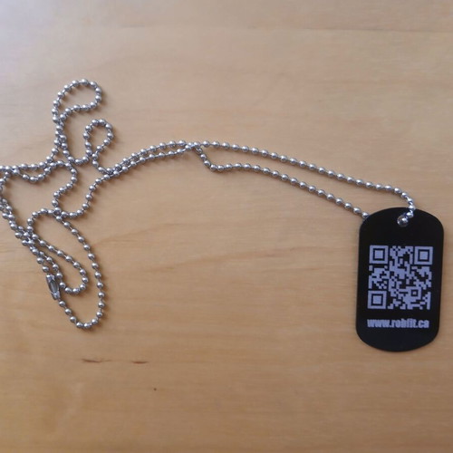 Plaque necklace from Canada used, promotional