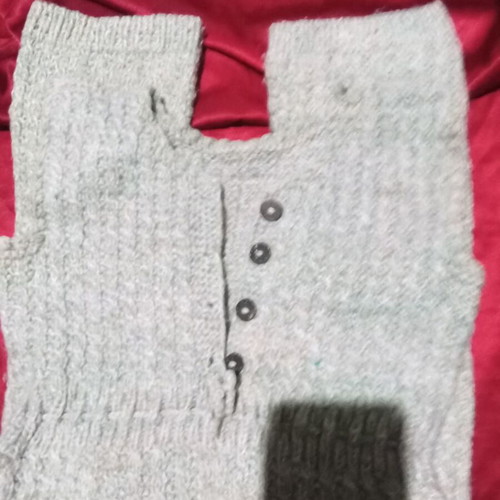 Knitted romper like new for 2 or 3 year old child