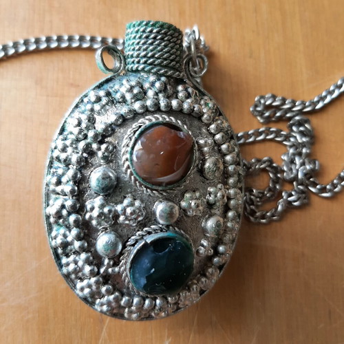 Vintage perfume bottle necklace 60s-70s used with semi-precious stones